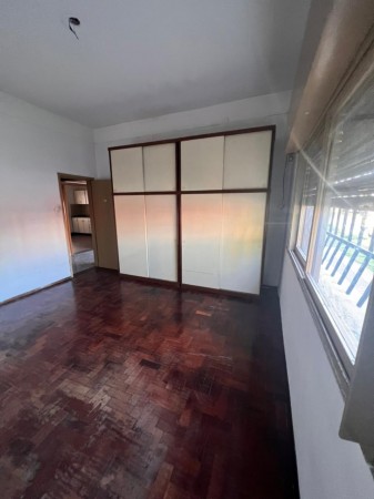 Casa en venta Retasada!!, se escuchan ofertas. 