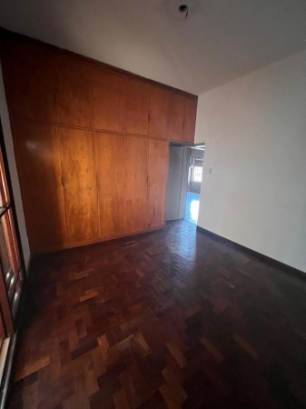 Casa en venta Retasada!!, se escuchan ofertas. 