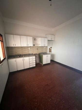 Casa en venta Retasada!!, se escuchan ofertas. 