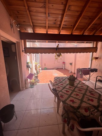 Casa en venta en Ramos Mejia